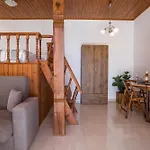 شقة Rhodes Vistapeak Retreat *