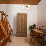 Apartament Rhodes Vistapeak Retreat